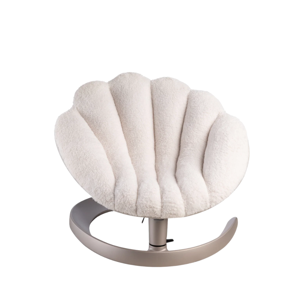 The Clamshell Swivel Lounger