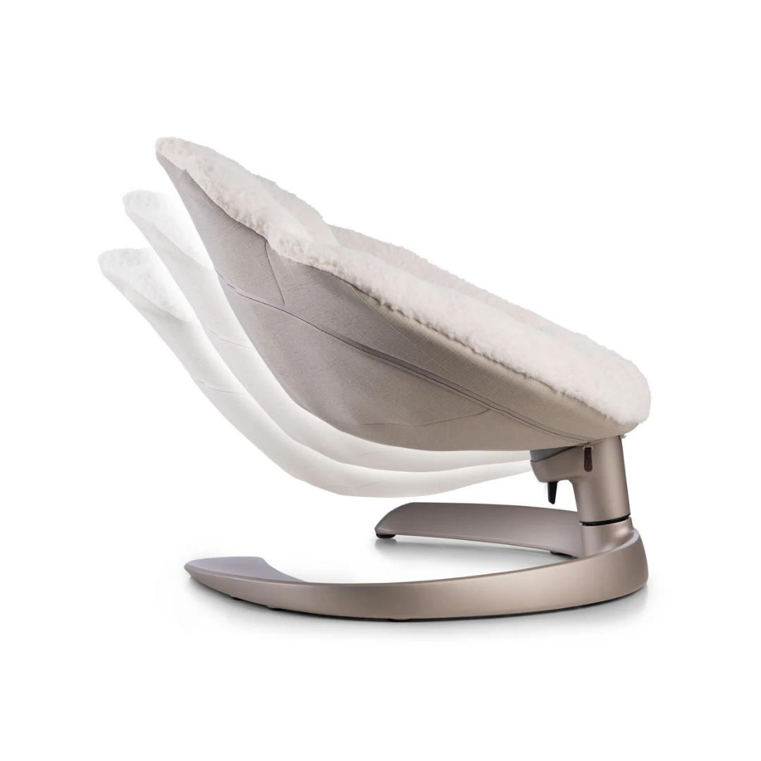 The Clamshell Swivel Lounger
