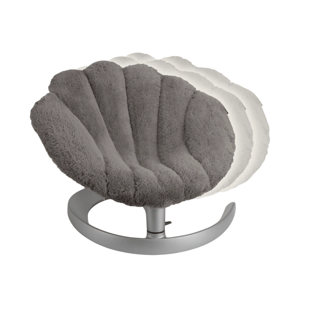 The Clamshell Swivel Lounger