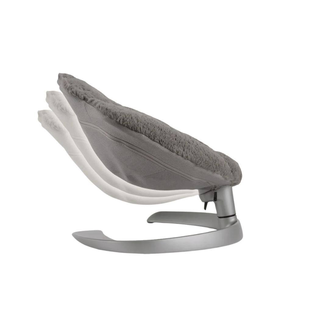The Clamshell Swivel Lounger
